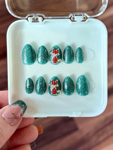 KIDS Green Kitty Press On Nail Set Size XXS/4