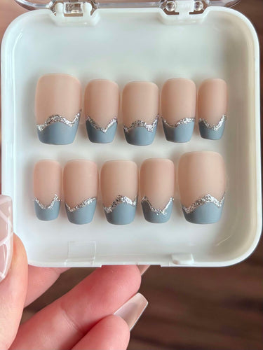 4863 Press On Nail Set Size L/0
