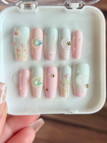 5878 Press On Nail Set Size S/2