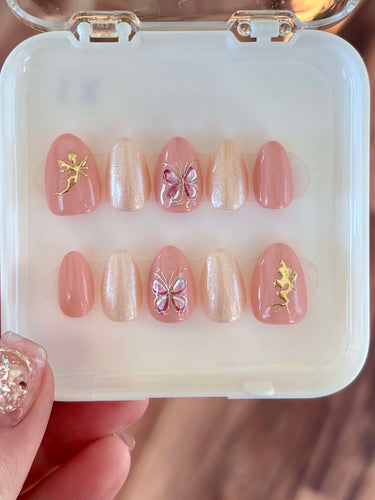 657 Press On Nail Set Size XS/3