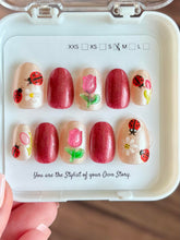 35 Press On Nail Set Size S/2