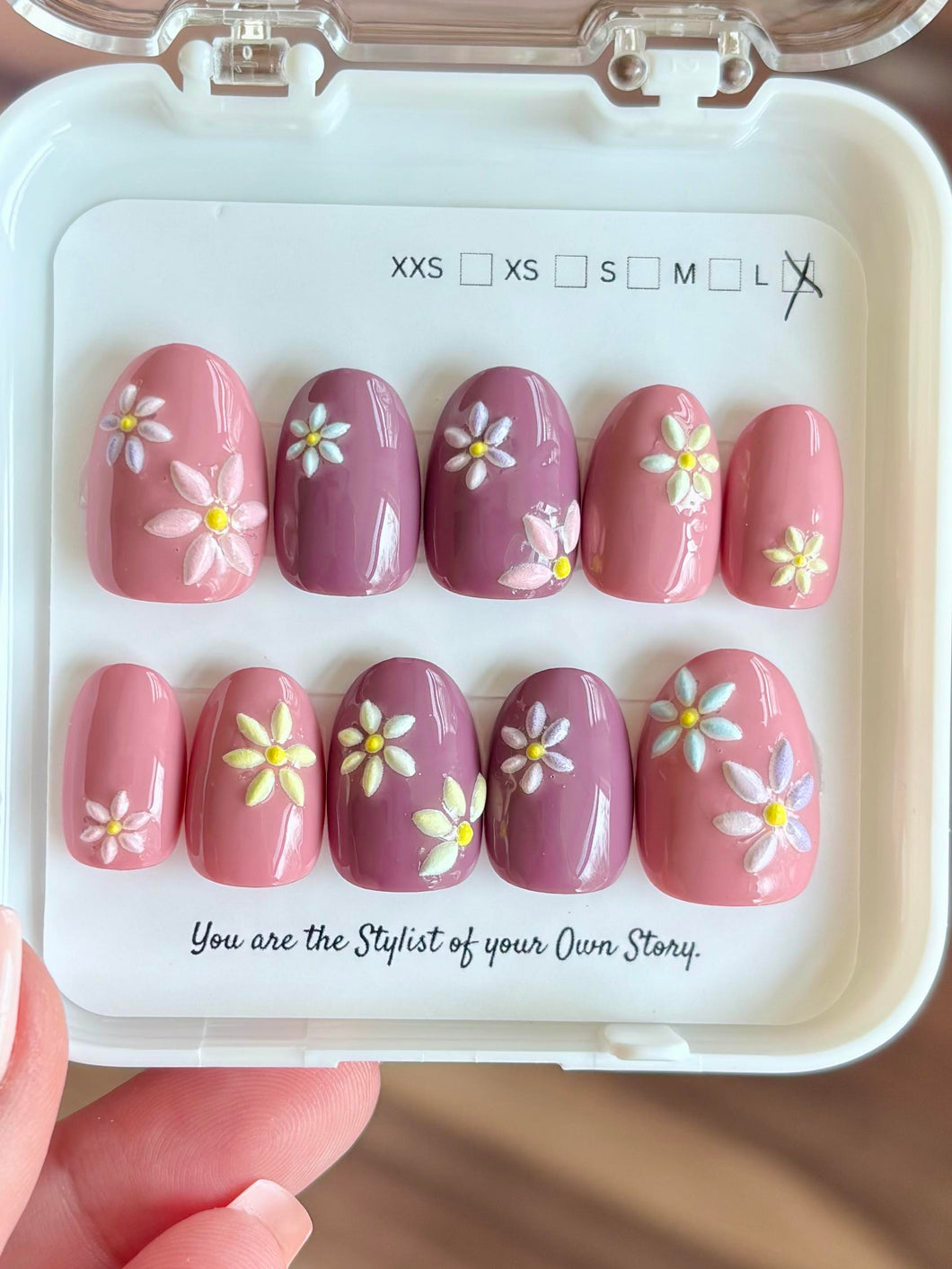 31 Press On Nail Set Size L/0